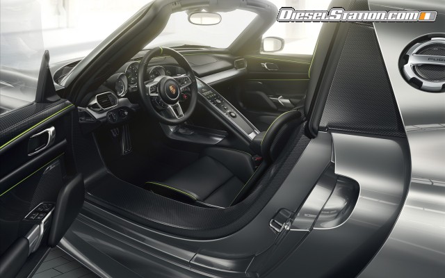 Porsche 918 Spyder 2015 Widescreen Picture #34 Porsche 918 Spyder 2015 Widescreen Picture #34