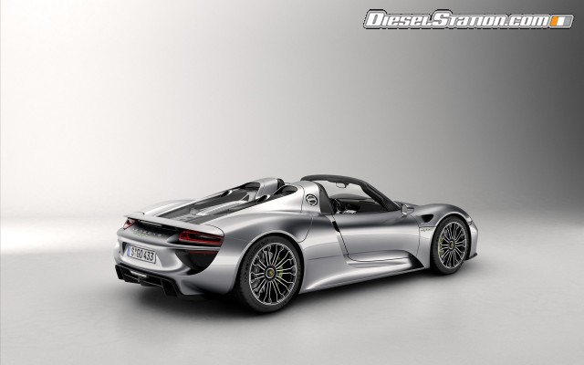 Porsche 918 Spyder 2015 Widescreen Picture #12 Porsche 918 Spyder 2015 Widescreen Picture #12