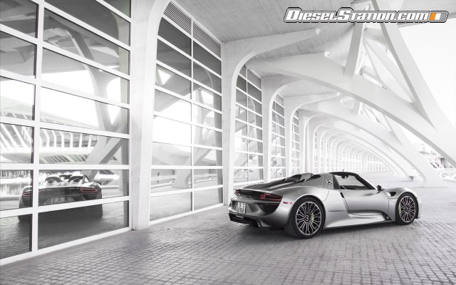 Porsche 918 Spyder 2015 Widescreen Picture #41 Porsche 918 Spyder 2015 Widescreen Picture #41