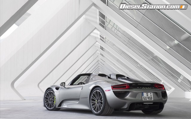 Porsche 918 Spyder 2015 Widescreen Picture #43 Porsche 918 Spyder 2015 Widescreen Picture #43