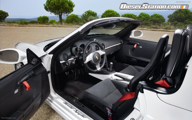 Porsche Boxster Spyder 2011 Widescreen Picture #3 Porsche Boxster Spyder 2011 Widescreen Picture #3