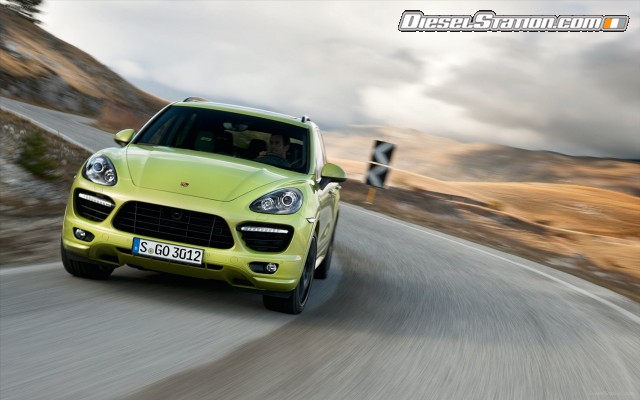 Porsche Cayenne GTS 2013 Widescreen Picture #9 Porsche Cayenne GTS 2013 Widescreen Picture #9