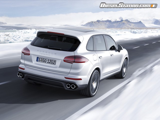 Porsche Cayenne Turbo S 2016 Picture #2 Porsche Cayenne Turbo S 2016 Picture #2