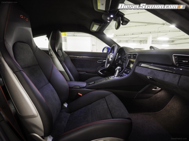 Porsche GTS Club Coupe 2015 Picture #16 Porsche GTS Club Coupe 2015 Picture #16