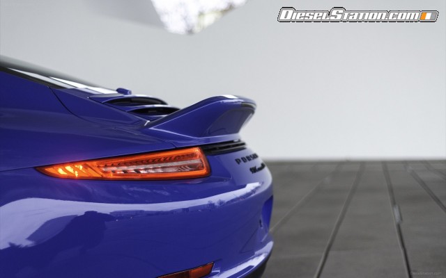 Porsche GTS Club Coupe 2015 Widescreen Picture #14 Porsche GTS Club Coupe 2015 Widescreen Picture #14