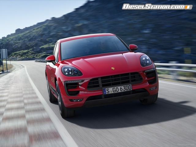 Porsche Macan GTS 2017 Picture #12 Porsche Macan GTS 2017 Picture #12