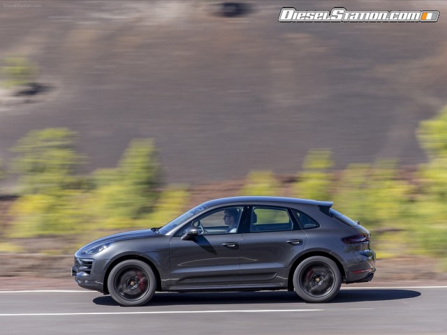 Porsche Macan GTS 2017 Picture #10 Porsche Macan GTS 2017 Picture #10