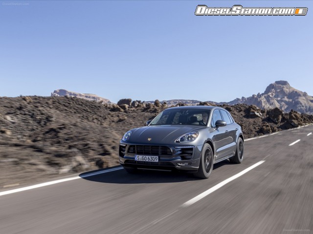 Porsche Macan GTS 2017 Picture #7 Porsche Macan GTS 2017 Picture #7