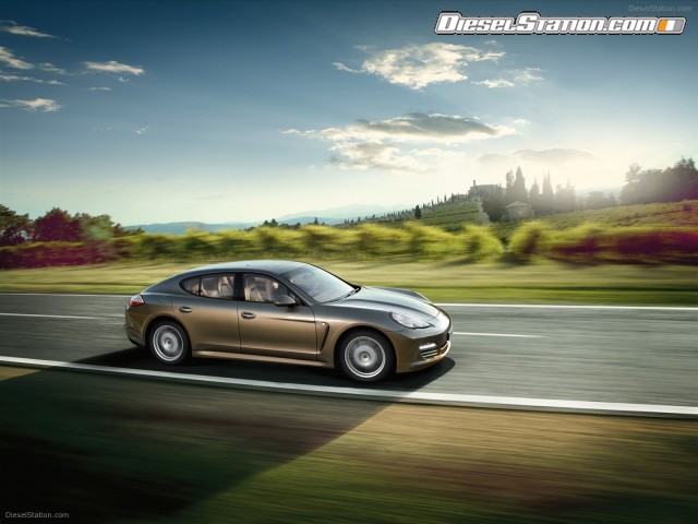 Porsche Panamera 2011 Picture #7 Porsche Panamera 2011 Picture #7
