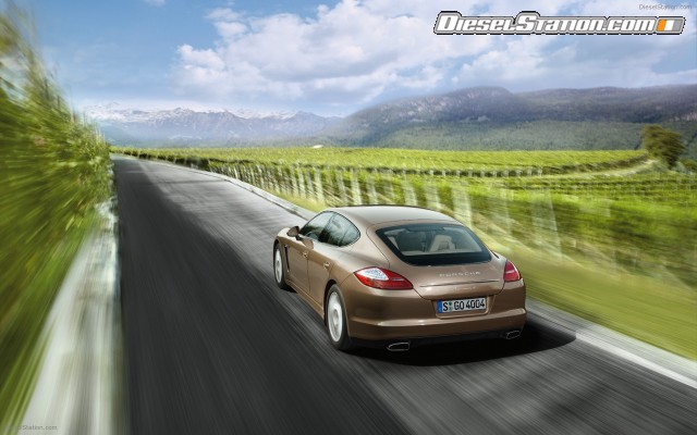 Porsche Panamera 2011 Widescreen Picture #3 Porsche Panamera 2011 Widescreen Picture #3