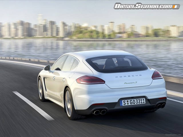 Porsche Panamera 2014 Picture #40 Porsche Panamera 2014 Picture #40