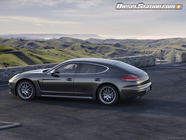 Porsche Panamera S E Hybrid 2014 Picture #2 Porsche Panamera S E Hybrid 2014 Picture #2