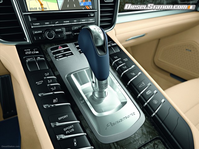 Porsche Space Concept of the New Panamera Picture #8 Porsche Space Concept of the New Panamera Picture #8