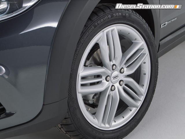 Qoros 3 Cross Hybrid Concept Picture #1 Qoros 3 Cross Hybrid Concept Picture #1