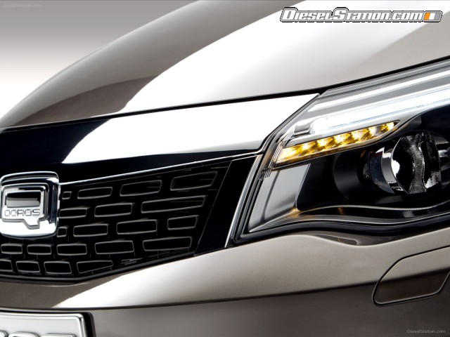 Qoros 3 Sedan 2014 Picture #3 Qoros 3 Sedan 2014 Picture #3