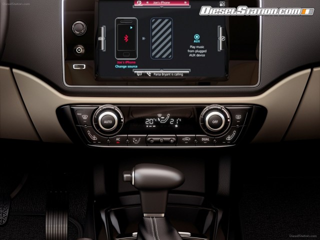 Qoros 3 Sedan 2014 Picture #15 Qoros 3 Sedan 2014 Picture #15