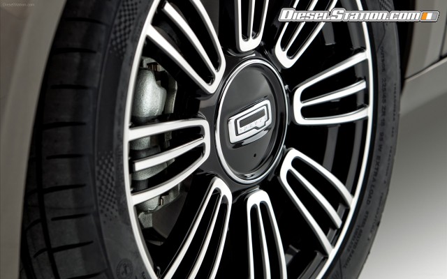 Qoros 3 Sedan 2014 Widescreen Picture #16 Qoros 3 Sedan 2014 Widescreen Picture #16