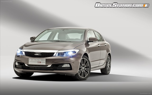 Qoros 3 Sedan 2014 Widescreen Picture #19 Qoros 3 Sedan 2014 Widescreen Picture #19