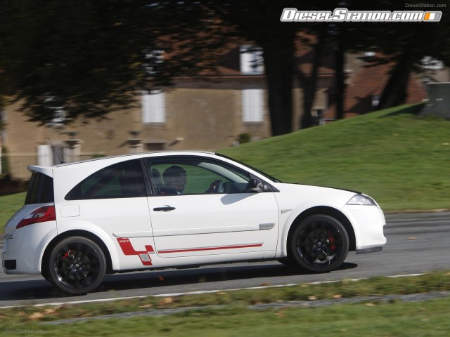 Renault 2009 Megane R26R Picture #4 Renault 2009 Megane R26R Picture #4