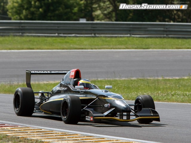 Renault 2010 Formula 2 race car Picture #1 Renault 2010 Formula 2 race car Picture #1