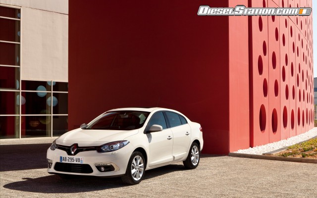 Renault Fluence 2013 Widescreen Picture #10 Renault Fluence 2013 Widescreen Picture #10