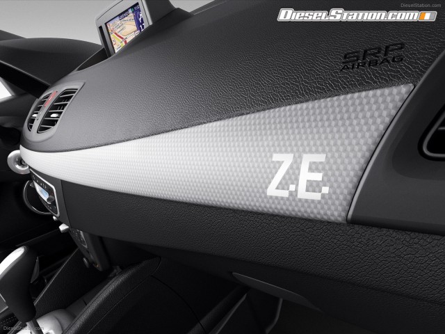 Renault Fluence Z E 2011 Picture #1 Renault Fluence Z E 2011 Picture #1