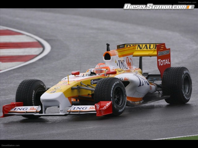 Renault ING F1 Team Unveils the R29 Picture #2 Renault ING F1 Team Unveils the R29 Picture #2