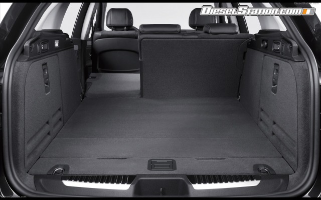 Renault Laguna Black Edition Widescreen Picture #5 Renault Laguna Black Edition Widescreen Picture #5