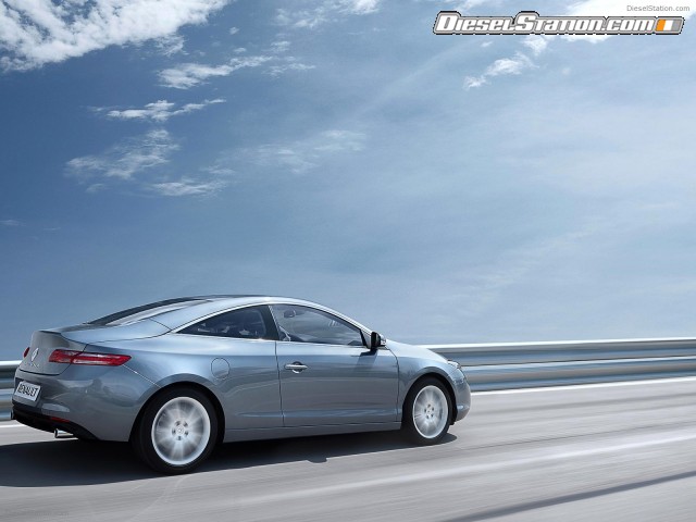 Renault Laguna Coupe 2009 Picture #2 Renault Laguna Coupe 2009 Picture #2