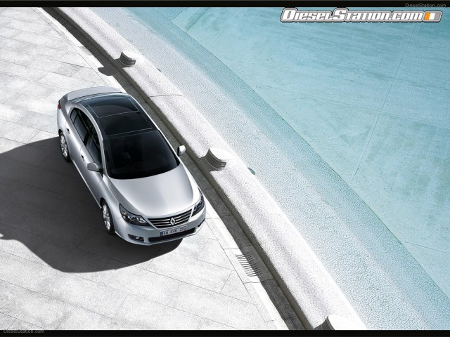 Renault Latitude 2011 Picture #2 Renault Latitude 2011 Picture #2