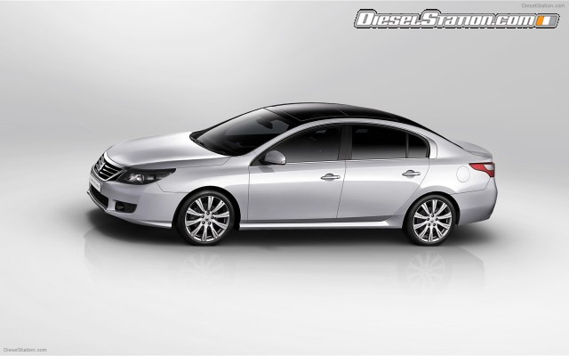 Renault Latitude 2011 Widescreen Picture #0 Renault Latitude 2011 Widescreen Picture #0