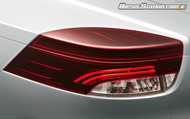 Renault Megane Coupe Cabriolet 2011 Widescreen Picture #8 Renault Megane Coupe Cabriolet 2011 Widescreen Picture #8