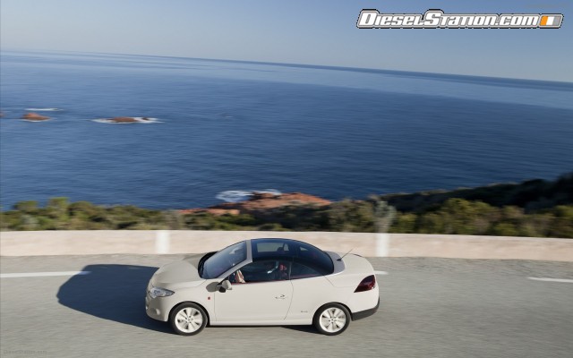 Renault Megane Coupe Cabriolet Floride 2012 Widescreen Picture #24 Renault Megane Coupe Cabriolet Floride 2012 Widescreen Picture #24