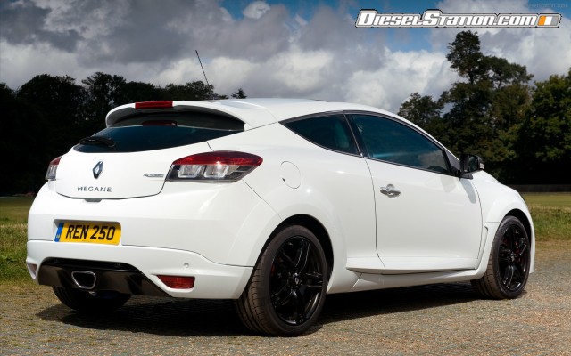 Renault New Megane Sport 250 Widescreen Picture #7 Renault New Megane Sport 250 Widescreen Picture #7