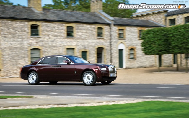 Rolls Royce Ghost Extended Wheelbase 2011 Widescreen Picture #12 Rolls Royce Ghost Extended Wheelbase 2011 Widescreen Picture #12
