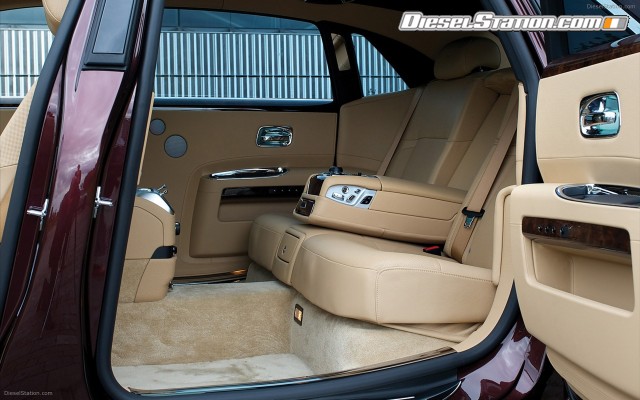 Rolls Royce Ghost Extended Wheelbase 2011 Widescreen Picture #45 Rolls Royce Ghost Extended Wheelbase 2011 Widescreen Picture #45