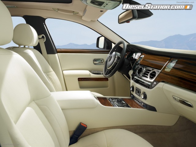 Rolls Royce Ghost in detail Picture #54 Rolls Royce Ghost in detail Picture #54