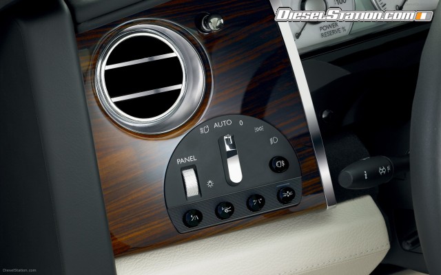 Rolls Royce Ghost in detail Widescreen Picture #44 Rolls Royce Ghost in detail Widescreen Picture #44