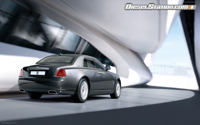 Rolls Royce Ghost in detail Widescreen Picture #4 Rolls Royce Ghost in detail Widescreen Picture #4