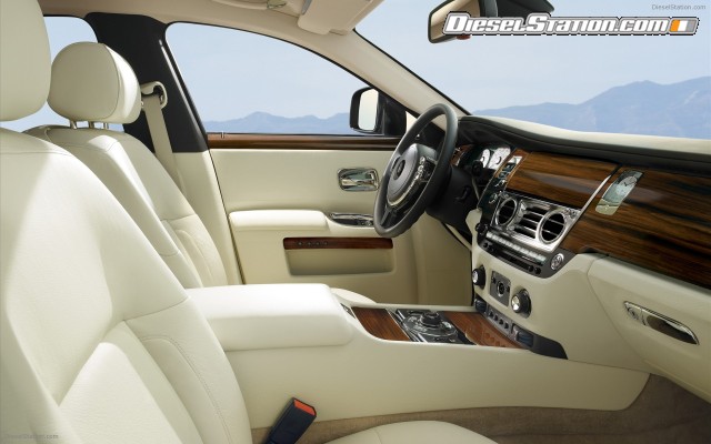 Rolls Royce Ghost in detail Widescreen Picture #9 Rolls Royce Ghost in detail Widescreen Picture #9