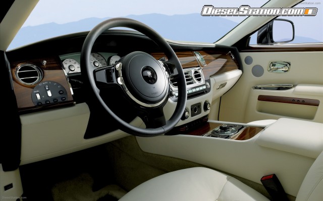 Rolls Royce Ghost in detail Widescreen Picture #63 Rolls Royce Ghost in detail Widescreen Picture #63