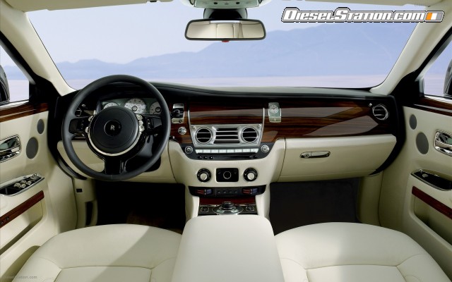 Rolls Royce Ghost in detail Widescreen Picture #60 Rolls Royce Ghost in detail Widescreen Picture #60