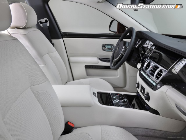 Rolls Royce One Thousand and One Nights 2013 Picture #29 Rolls Royce One Thousand and One Nights 2013 Picture #29