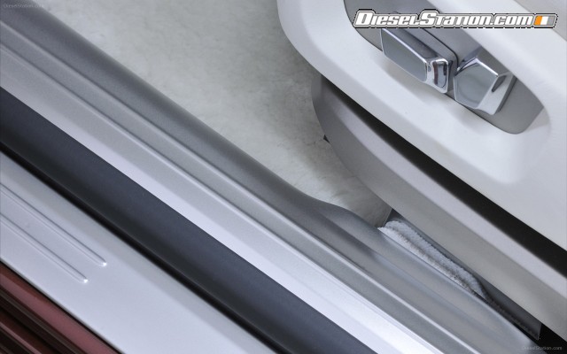 Rolls Royce One Thousand and One Nights 2013 Widescreen Picture #26 Rolls Royce One Thousand and One Nights 2013 Widescreen Picture #26