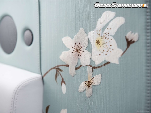 Rolls Royce Phantom Serenity 2015 Picture #16 Rolls Royce Phantom Serenity 2015 Picture #16