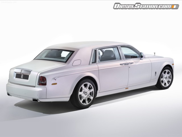 Rolls Royce Phantom Serenity 2015 Picture #29 Rolls Royce Phantom Serenity 2015 Picture #29