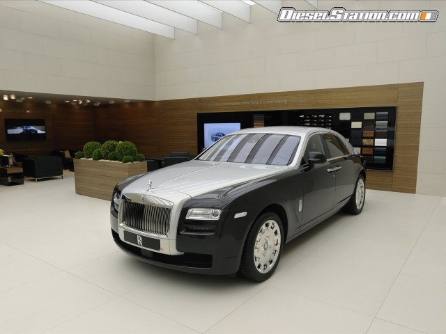 Rolls Royce Two Tone Ghost 2012 Picture #10 Rolls Royce Two Tone Ghost 2012 Picture #10