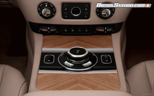 Rolls Royce Wraith 2014 Widescreen Picture #22 Rolls Royce Wraith 2014 Widescreen Picture #22