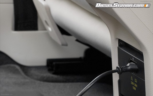 Seat Alhambra 4WD 2012 Widescreen Picture #6 Seat Alhambra 4WD 2012 Widescreen Picture #6