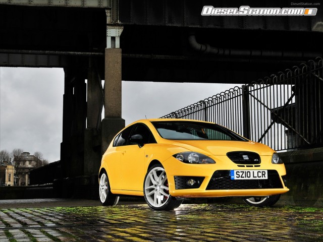 Seat Leon Cupra R 2011 Picture #8 Seat Leon Cupra R 2011 Picture #8